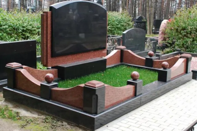 Гранитная ограда 29